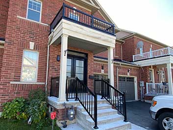 Balcony Railings-Toronto- Aluminum Railings-Glass Railings-Pool Railings-Balcony-Railings-Banister-Railings-Porch Railings