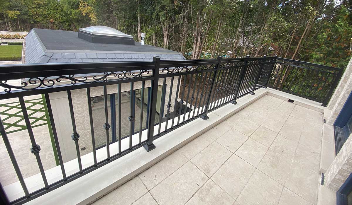 Deck Railings Toronto-Aluminum Railings-Glass Railings-Pool Railings-Balcony-Railings-Banister-Railings-Porch Railings